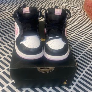 Toddler Pink/Black/White Air Jordan 1 Hitop